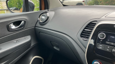 Renault Captur 0.9 TCE 90 Play 5dr Petrol Hatchback